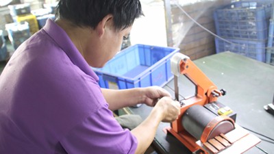 千平米廠(chǎng)房，新型設(shè)備